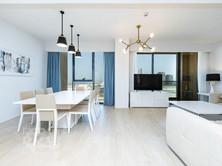Bills Included | 3-BHK with Balcony| Gym & Pool