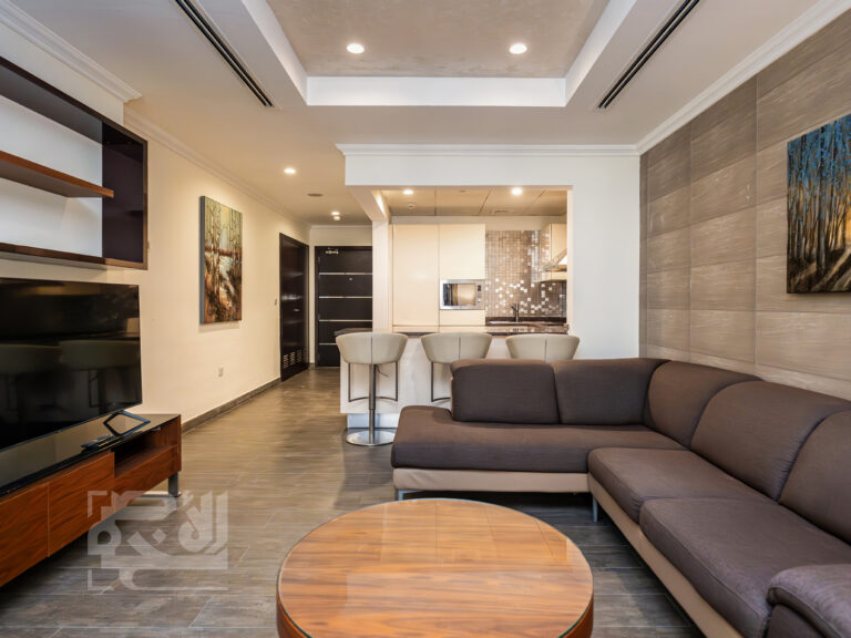 Studio with balcony | Qatar Cool